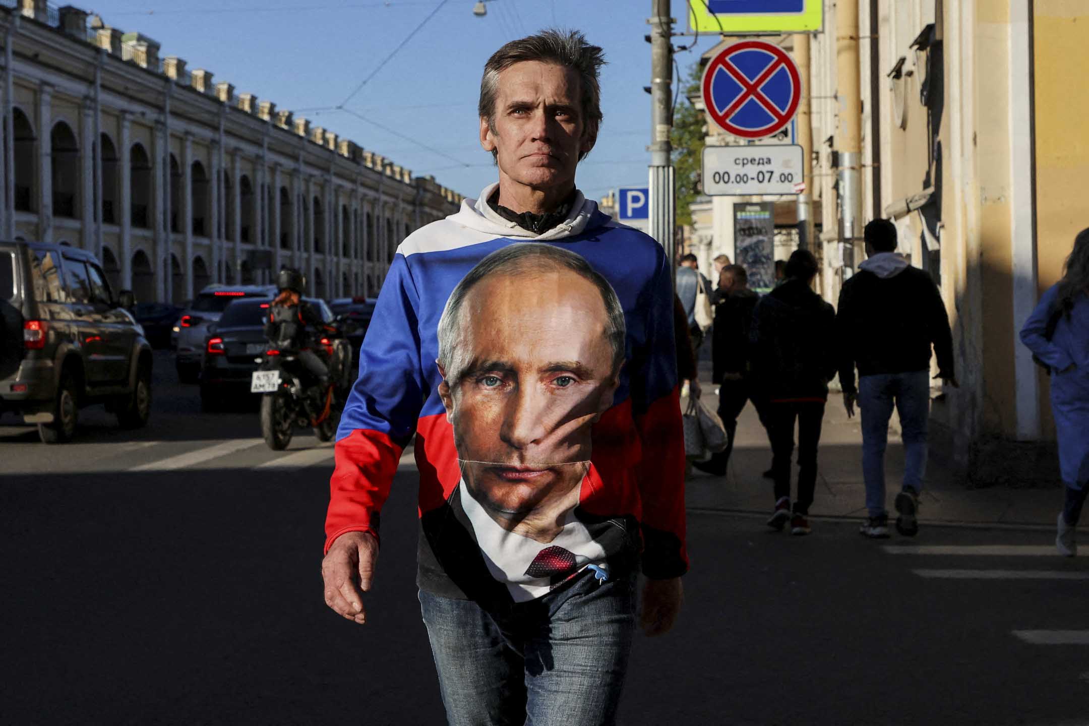 普京治国：“廷臣”与秘密警察的非正式权力网络