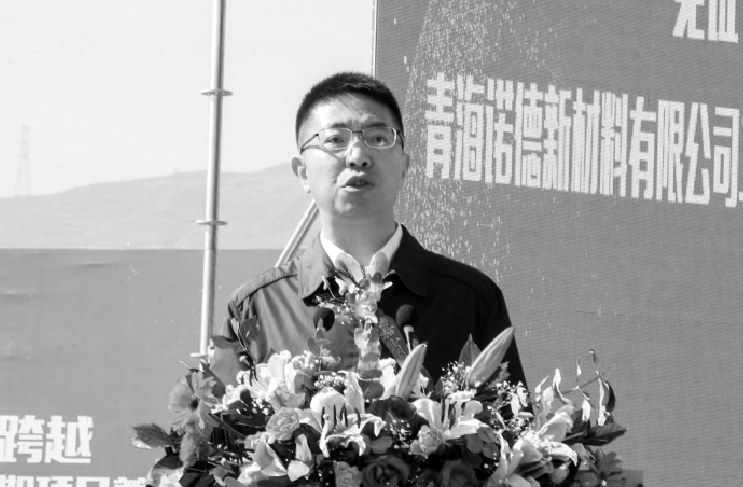 孔令栋：既帮忙也收钱的“亲商市长”